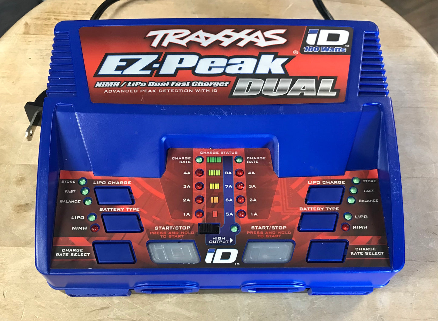 Traxxas 2972 EZ Peak Dual Charger